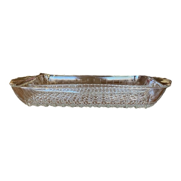Beautiful vintage rectangular two compartment tray with gorgeous details. - Picture 4 of 4